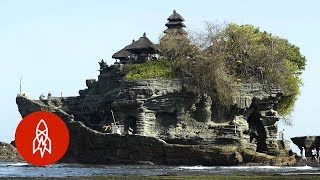 Balis Temple in the Sea [upl. by Nodababus]