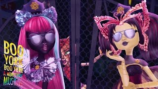 Steal The Show  Monster High Boo York Boo York [upl. by Aned]