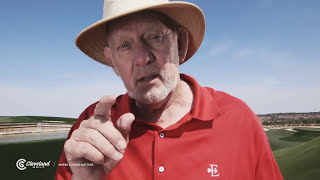 Dave Pelz  Why You Need To Carry A Lob Wedge [upl. by Aihtekal]