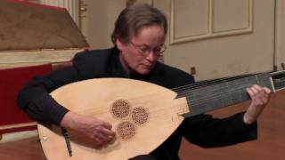 Johann Kapsberger Toccata Arpeggiata David Tayler theorbo [upl. by Lajet]