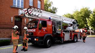 Neuruppin  Feuerwehreinsatz an der Stadtverwaltung Neuruppin [upl. by Rosenfeld]