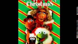 A Muppet Family Christmas  10  Carol Sing [upl. by Mich648]