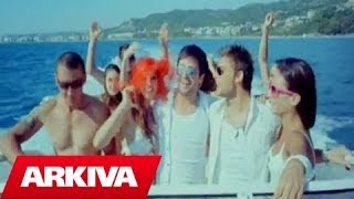 Sinan Hoxha ft Seldi Qalliu  Bjondina Official Video HD [upl. by Cissy]