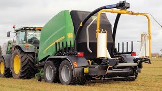 John Deere 960 Variable Chamber baler equipped with Agronic MPC wrapper [upl. by Silvia]