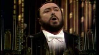 Luciano Pavarotti Pietà Signore Montreal 1978 [upl. by Inalaehak]