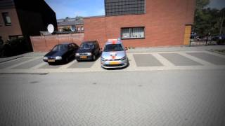 Auto Parkeren  Instructievideos Auto Parkeren  Rijschool Roordink [upl. by Ahtanaram687]