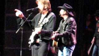 Brooks and Dunn w Reba McEntire Live  Gibson Amphitheatre  Cowgirls Dont Cry [upl. by Nivram]