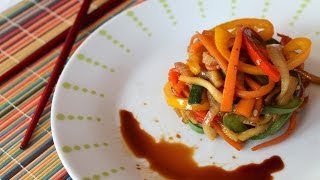 Wok de verduras salteadas con salsa de soja  Stirfried vegetables with soy sauce [upl. by Lateh]