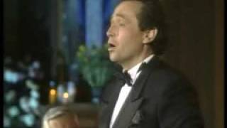 Kyrie  Misa Criolla 1  Jose Carreras [upl. by Esiahc20]