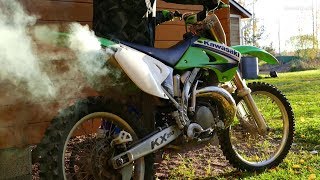 Kawasaki KX250 2Stroke  Coldstart Warm up Raw Sound [upl. by Ferrand]