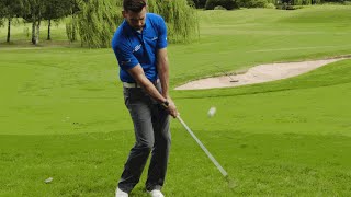 HOW TO PLAY A SHORT PITCH FROM THICK ROUGH [upl. by Nit]